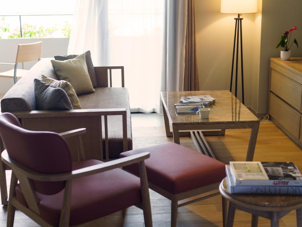 Mb Gallery Chatan By The Terrace Hotels Екстер'єр фото