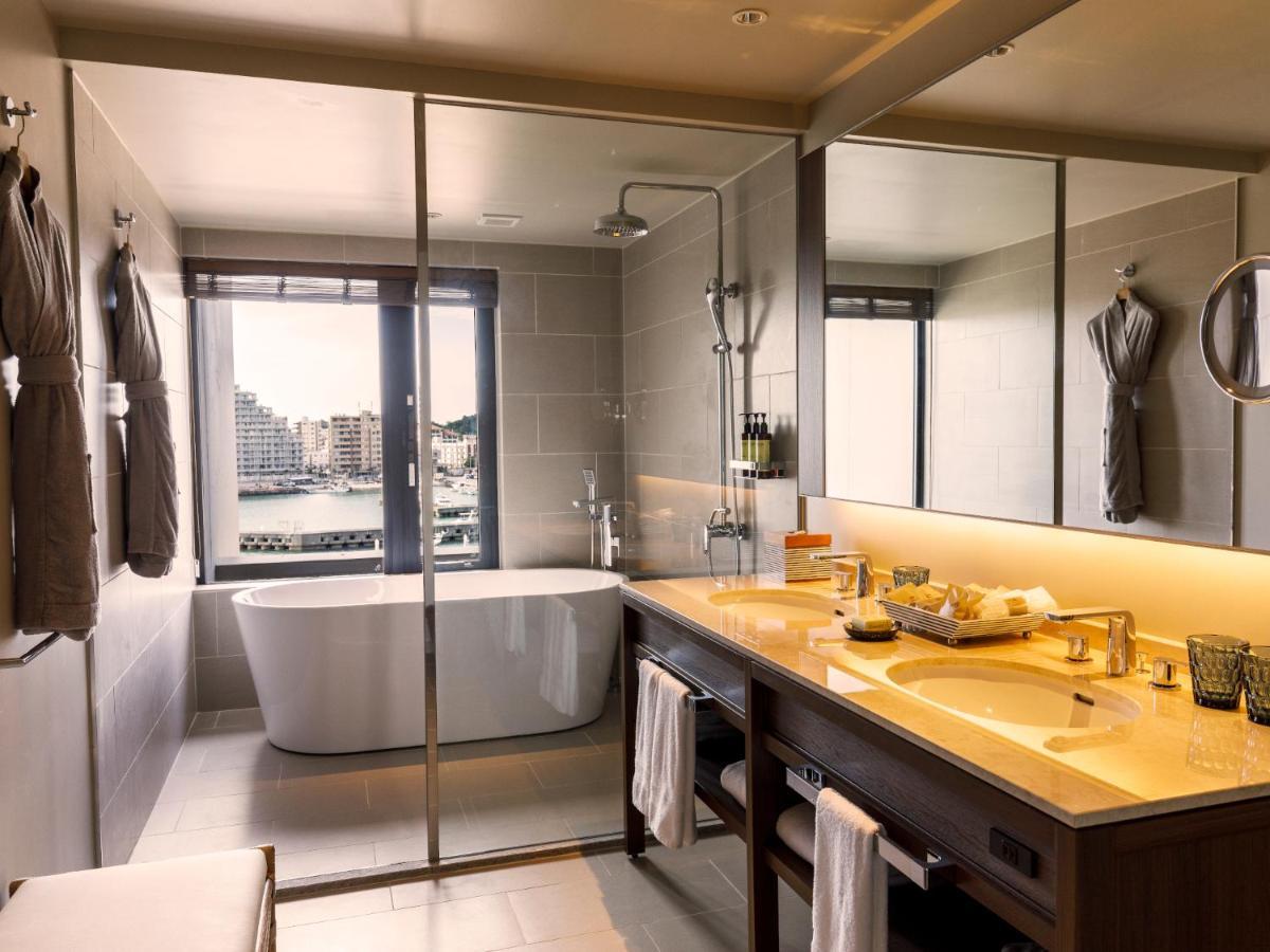 Mb Gallery Chatan By The Terrace Hotels Екстер'єр фото