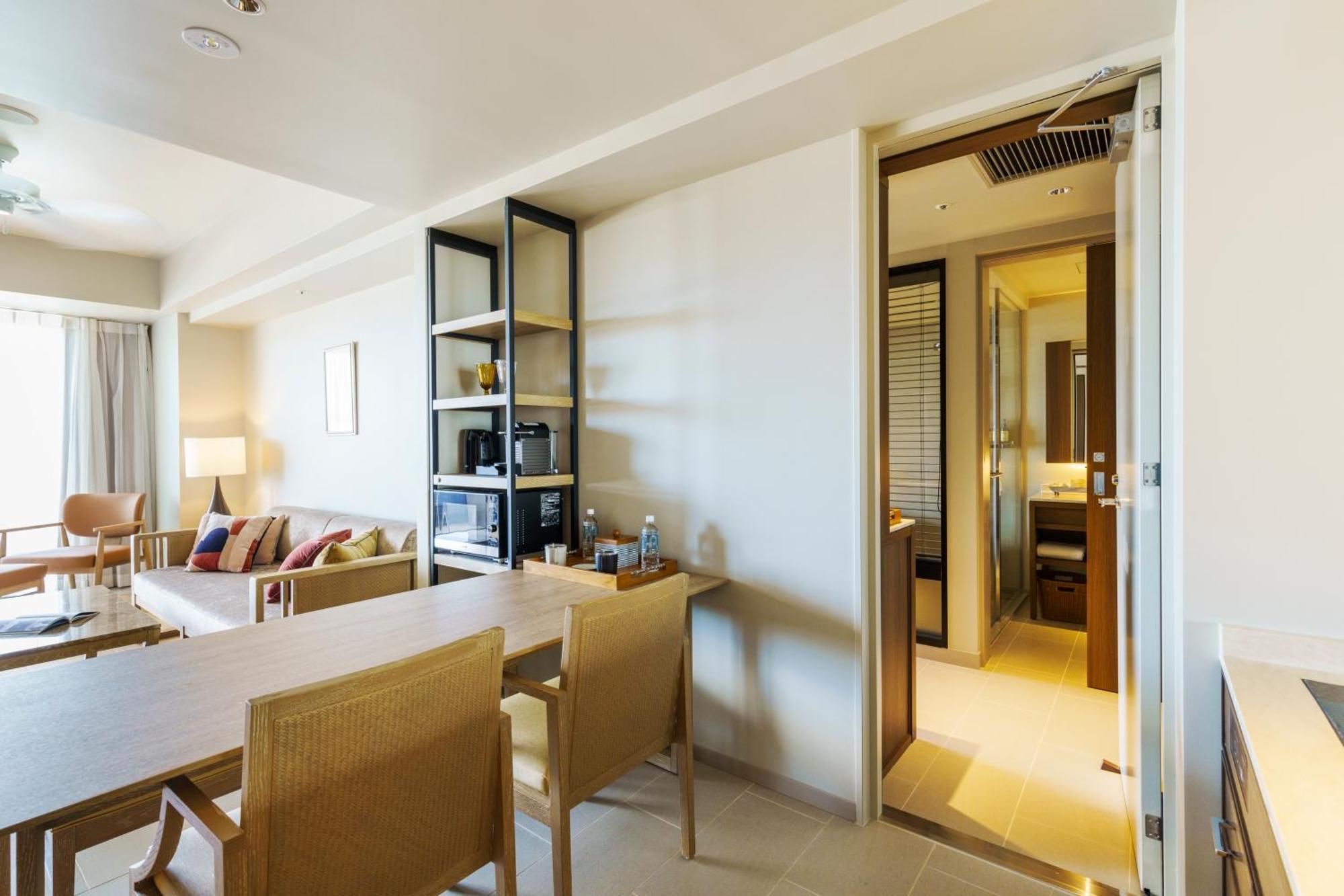 Mb Gallery Chatan By The Terrace Hotels Екстер'єр фото